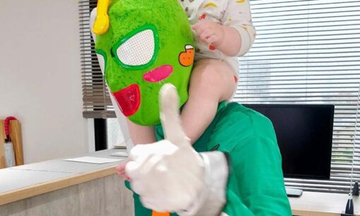 児童養護施設職員が仕掛ける新しい児童福祉業界のヒーロー「くつべらマン」｜一般社団法人SHOEHORN