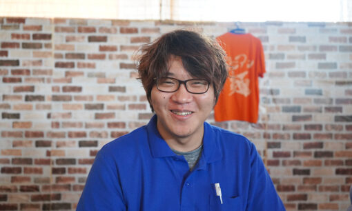 茂呂製作所は、いろいろな設備を見て知識を蓄えることができる職場 サービス部 秋葉さん