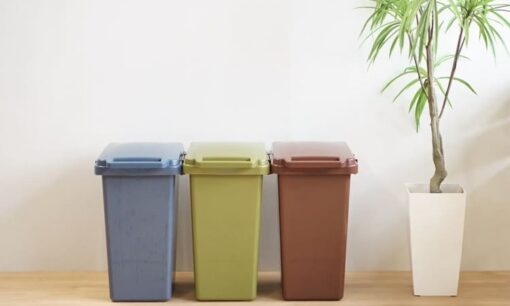リス株式会社とアスクル、海洋プラスチックごみ再利用の新商品「連結ワンハンドペール47L」を発売 – 環境配慮とサステナビリティの取り組み